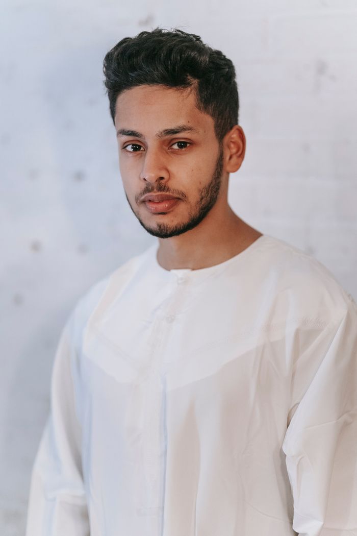 Démo · Qamis blanc